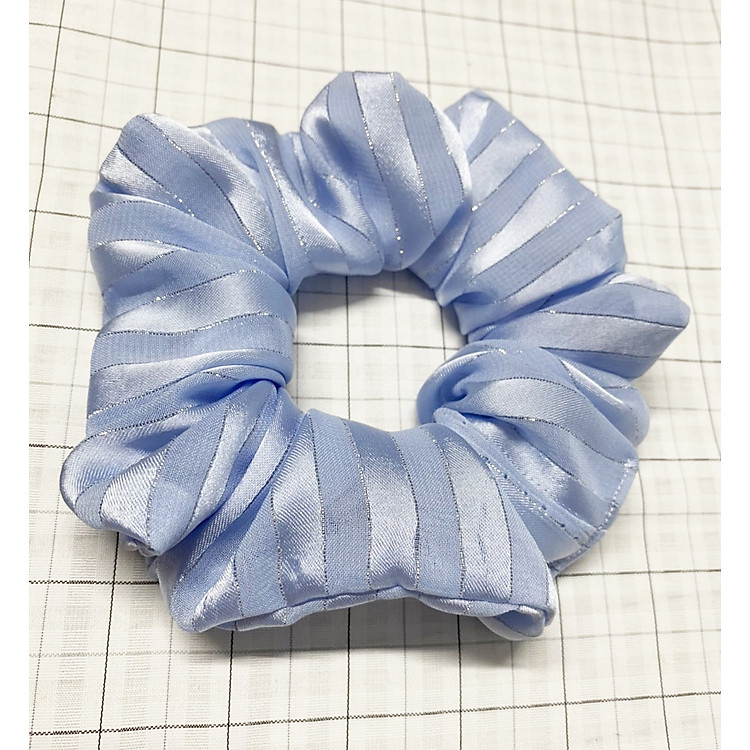 Dây cột tóc scrunchies dễ thương