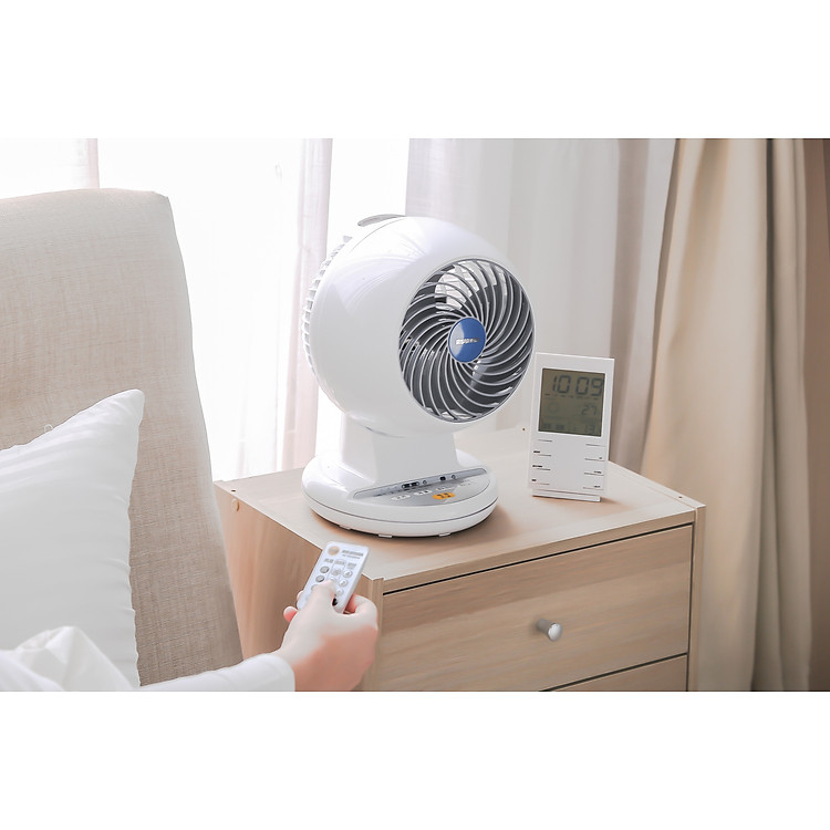 Hàng Chính Hãng Quạt Tuần Hoàn Không Khí PCF-C18TC Tiết Kiệm Điện Vận Hành Êm Ái - Nội Địa Nhật