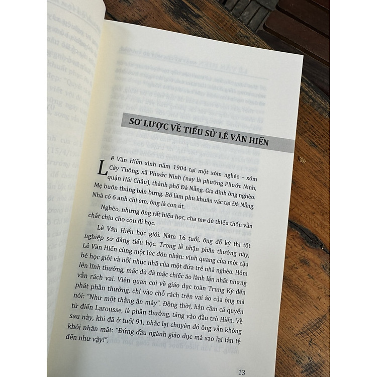 NHẬT KÝ CỦA MỘT BỘ TRƯỞNG - Lê Văn Hiến - Ảnh 2