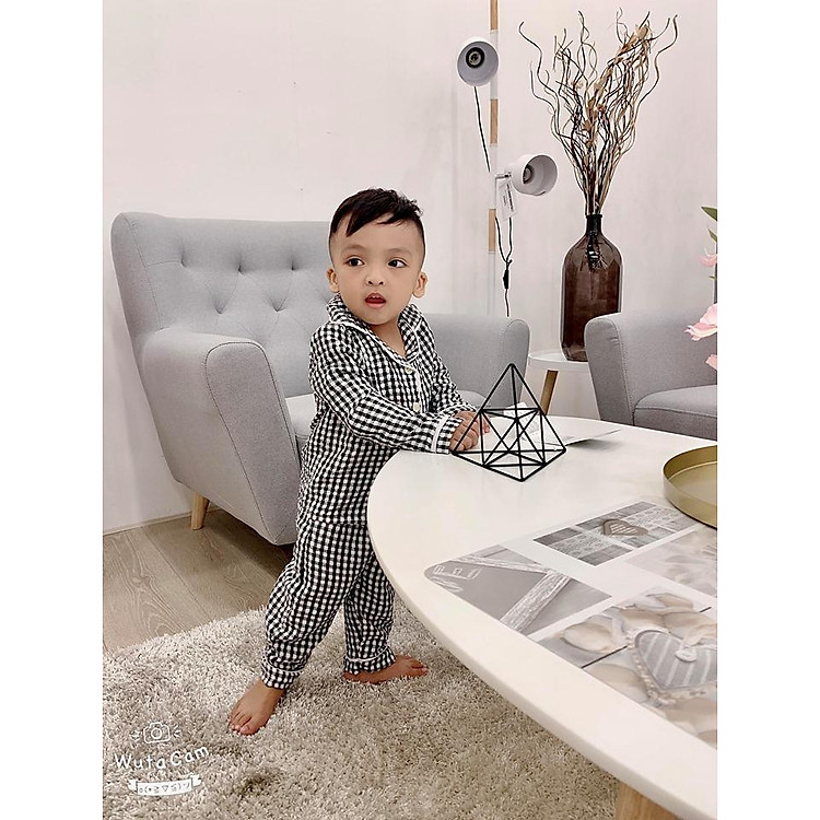 Bộ Pijama cao cấp cho bé - Họa Tiết Caro Sang Chảnh