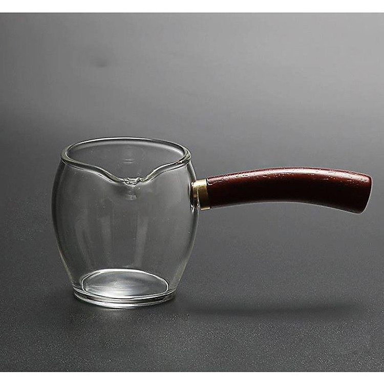 CHUYÊN TRÀ THỦY TINH CÁN MỘC