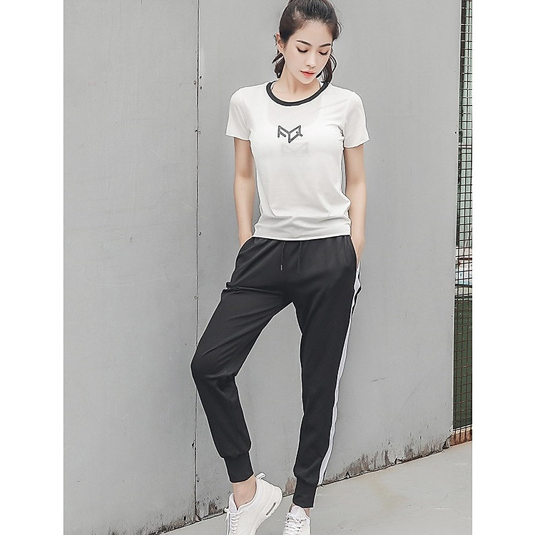 Bộ quần áo tập gym yoga nữ 2 mảnh phong cách hàn quốc qstiki 02