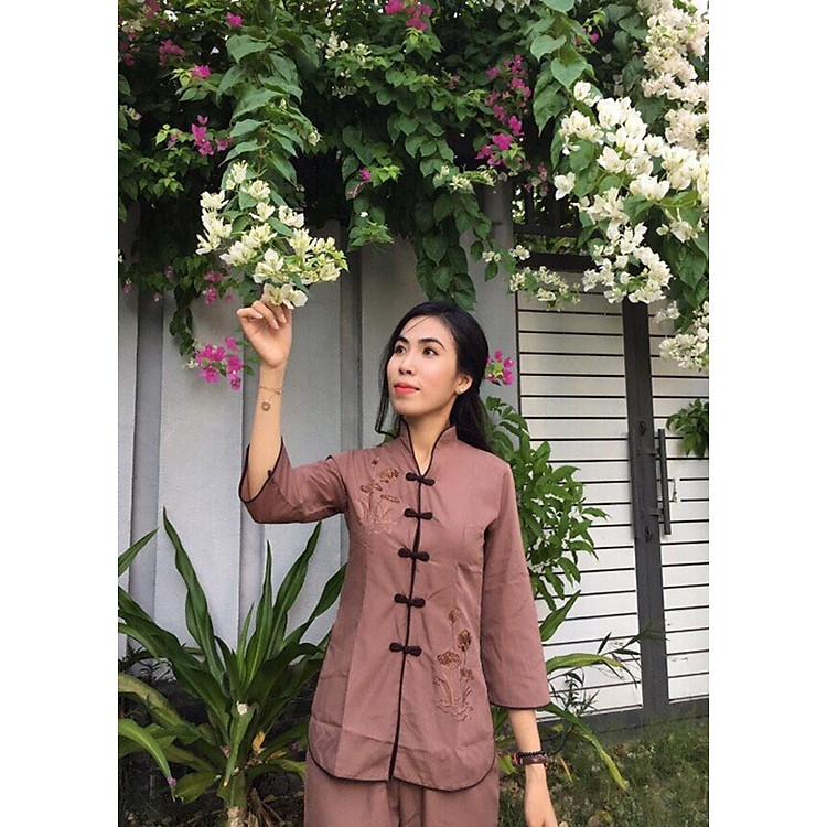Áo Lam Đi Chùa - Bộ Cổ Tàu Thêu Sen Màu Sô Cô La