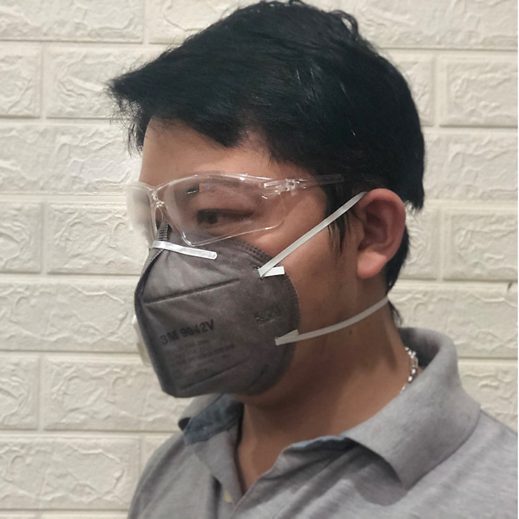 Khẩu trang chính hãng 3M chuyên dụng chống hóa chất, chống bụi mịn PM0.3, chống mùi cao cấp 3M 9042V và 1 bộ kính chống bụi, chống UV HoneyWell A700 trắng , tặng móc treo khóa mica