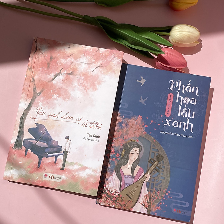 Combo sách - Yêu anh hơn cả tử thần - Phấn hoa lầu xanh - Xin lỗi em chỉ là CĐ - Bách việt