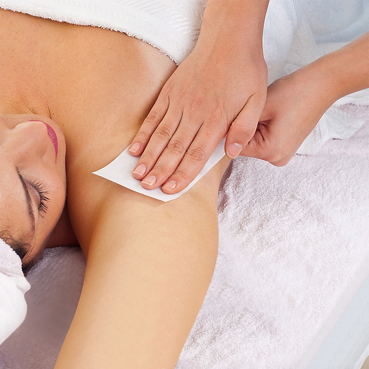 Liệu Trình Wax Dưới Cánh Tay Tại Paradise Beauty & Spa