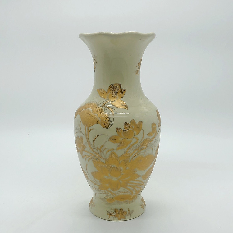 Lọ hoa thờ men vàng kim - họa tiết sen vàng