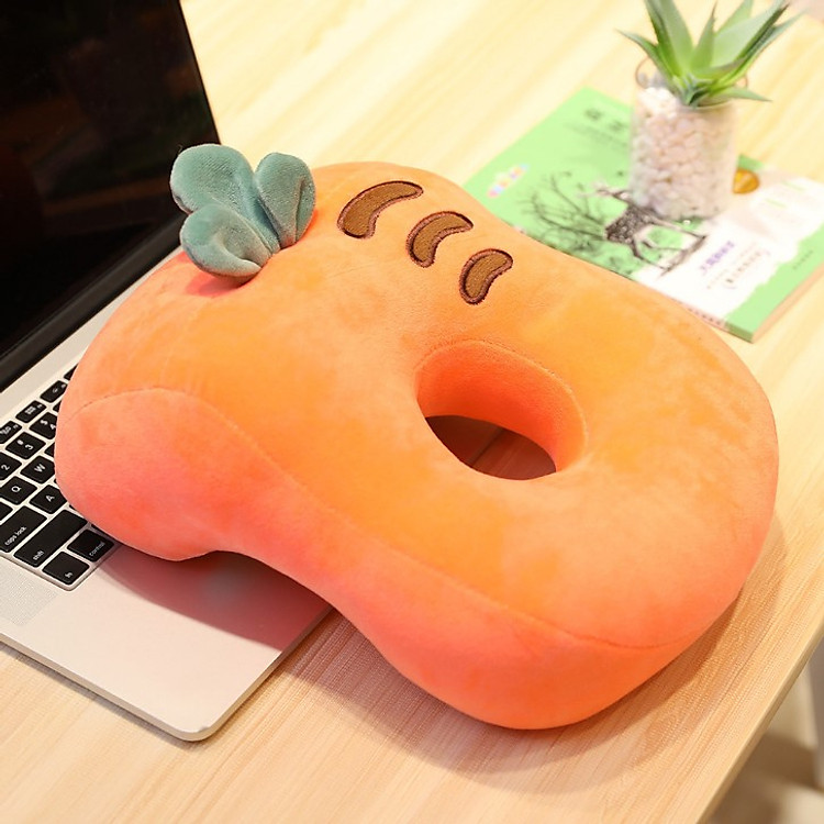 Gối ngủ văn phòng cà rốt dâu tây