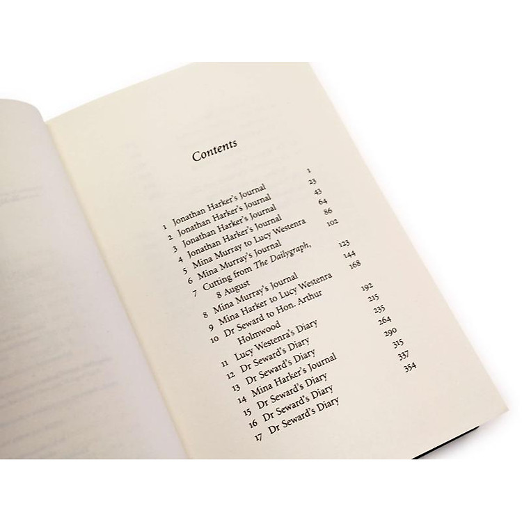 Dracula: Puffin Clothbound Classics - Ảnh 3