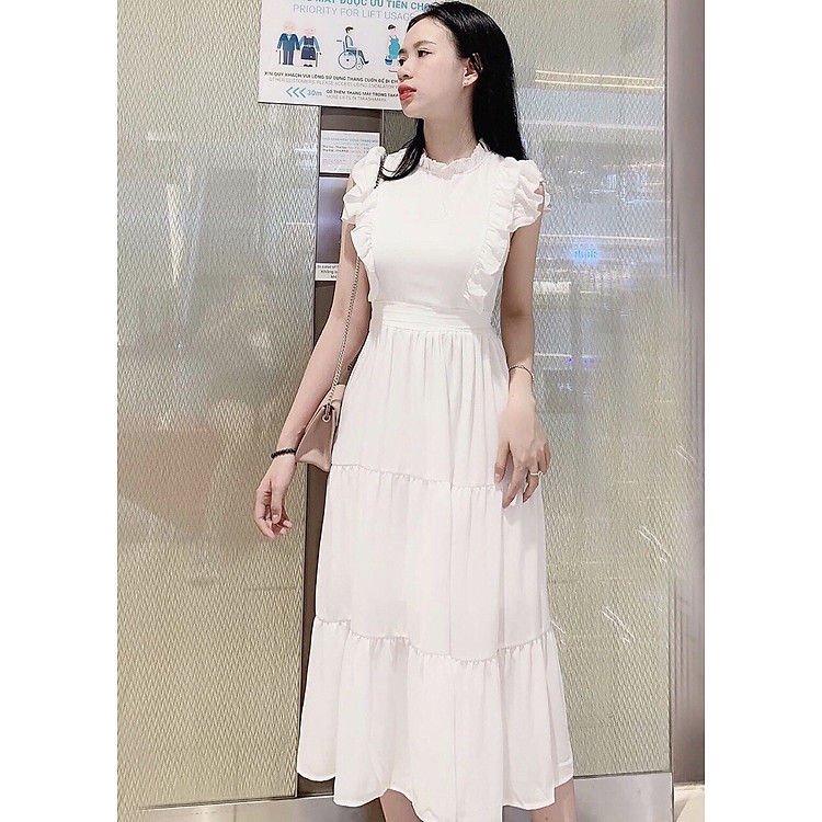 Đầm trắng 3 tầng tay bèo