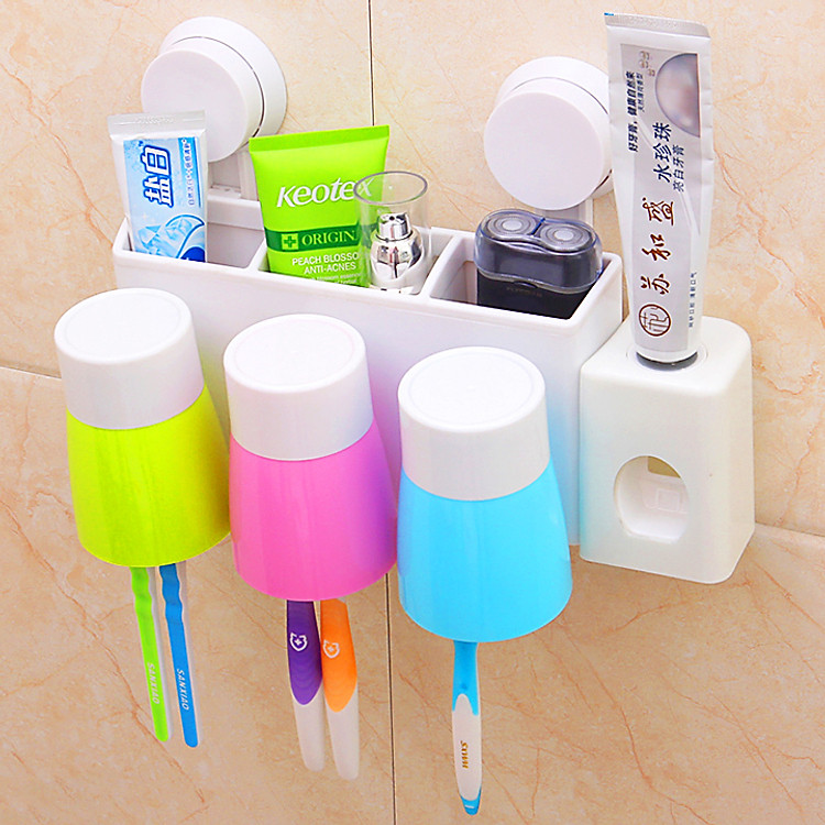 Kệ treo bàn chải kem đánh răng tự động 3 cốc CL