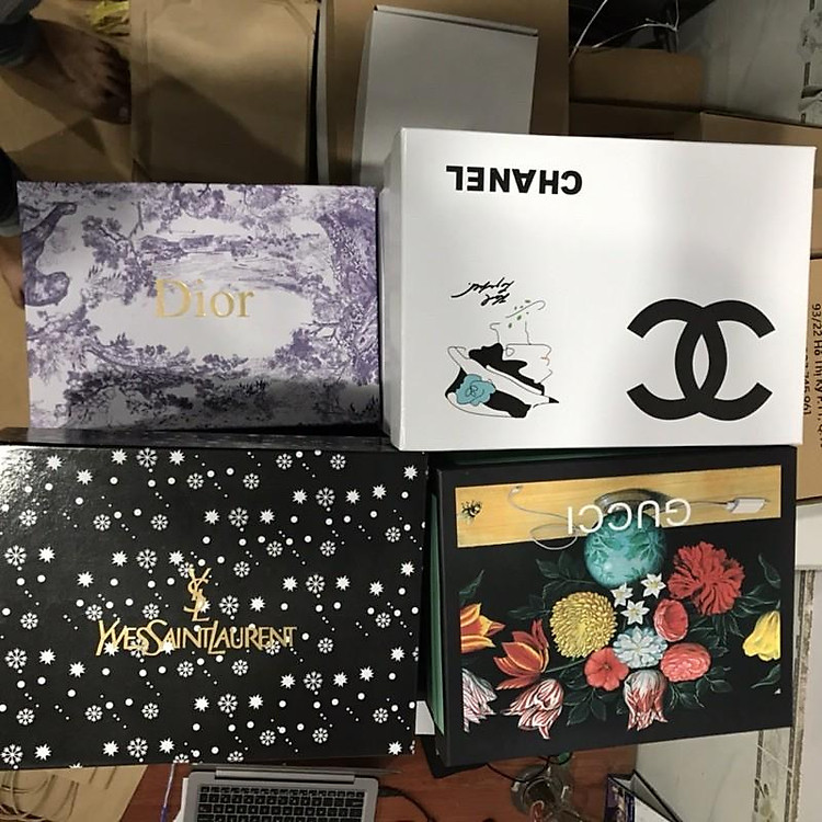 HỘP ĐỰNG TÚI XÁCH CÁC HÃNG