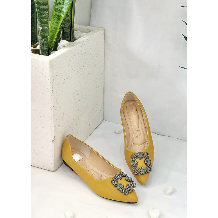 Giày Búp Bê Mũi Nhọn Đính Đá BB01