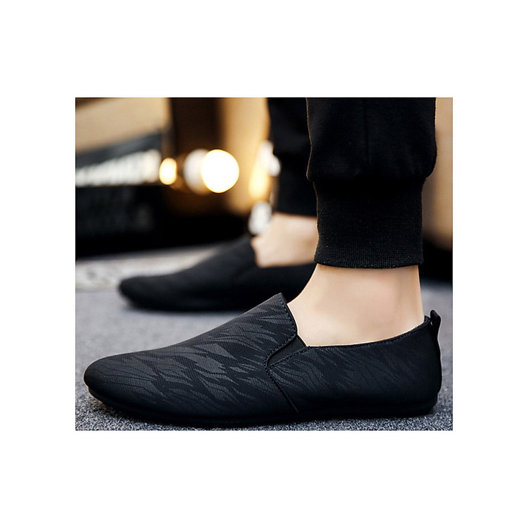 Giày nam slip on hoa văn SM056