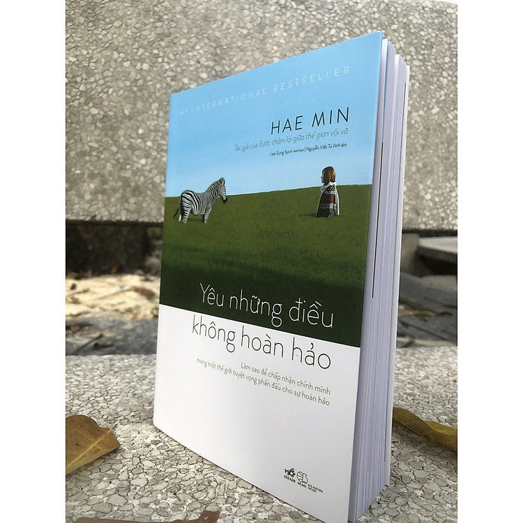 Yêu Những Điều Không Hoàn Hảo - Ảnh 2