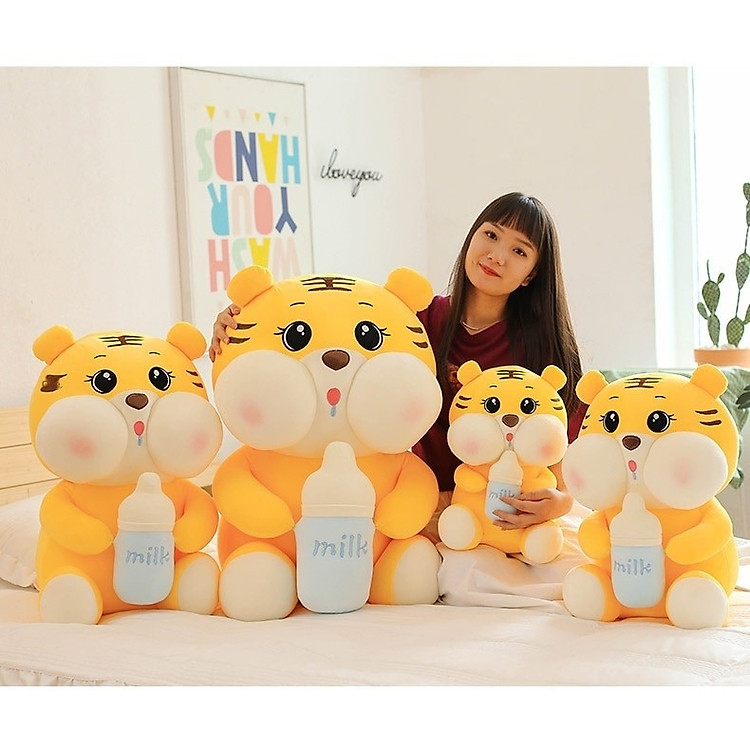 Mua Gấu bông hổ ôm bình sữa dễ thương Chính hãng Tiết kiệm