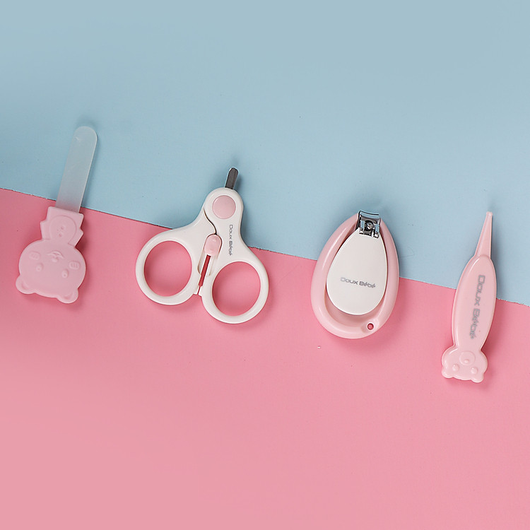 Bộ dụng cụ chăm sóc móng toàn diện cho bé DOUX BEBE