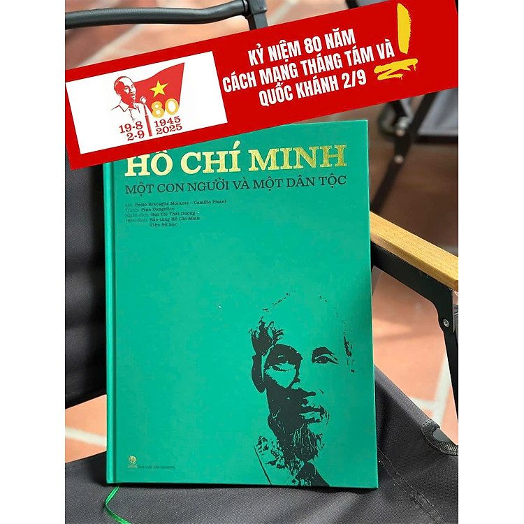 HỒ CHÍ MINH – MỘT CON NGƯỜI VÀ MỘT DÂN TỘC