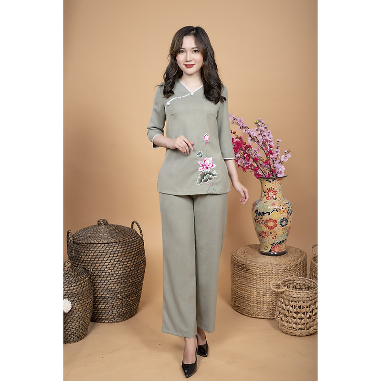 Bộ đồ thêu sen chất vải đũi tự nhiên hàng cao cấp loại 1 VK28
