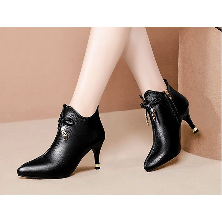 Giày boot nữ cao gót phong cách Hàn Quốc cao 6cm 2 màu đen, kem B146