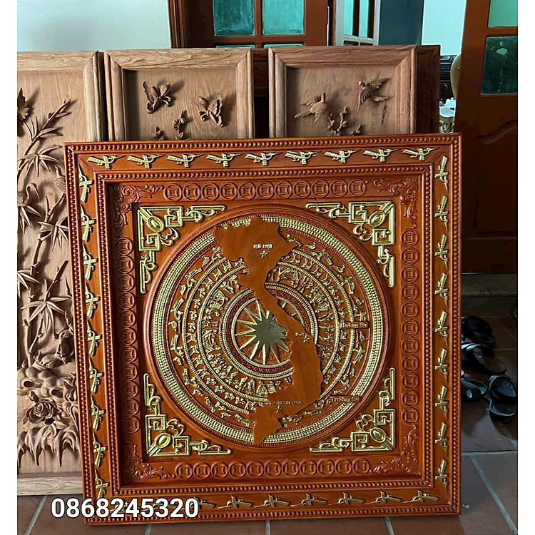 TRANH ĐIÊU KHẮC TRỐNG ĐỒNG ĐÔNG SƠN BẰNG GỖ HƯƠNG ĐỎ (97×97×5cm)