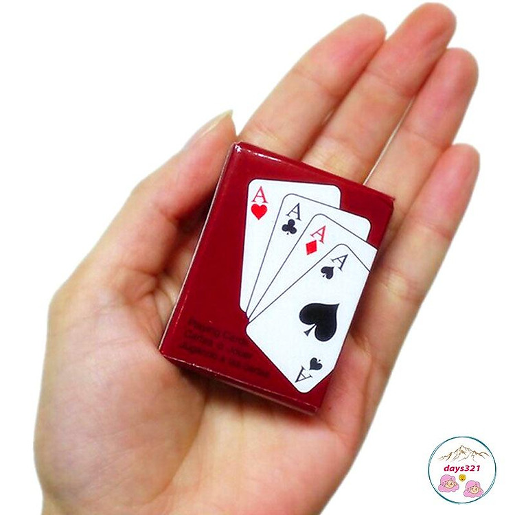 Bộ Bài Tây Mini Tỉ Lệ 1:12 Trang Trí Cho Nhà Búp Bê