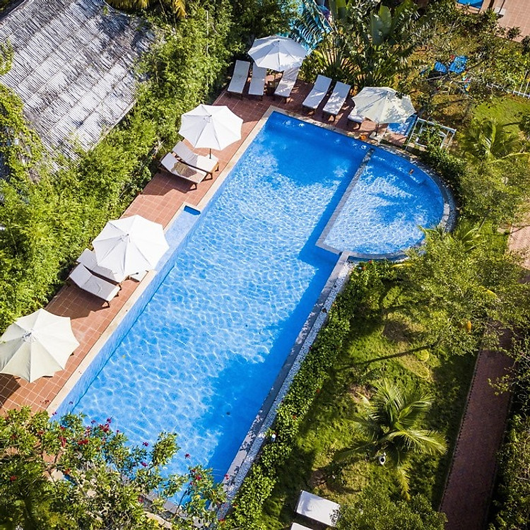 La Casa Resort 3* Phú Quốc - Bữa Sáng, Hồ Bơi, Gần Bãi Biển, Không Gian Xanh Mát