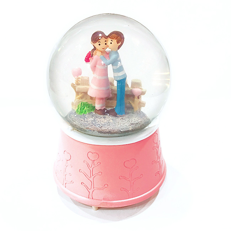 Hộp nhạc quả cầu tuyết chuyện hẹn hò