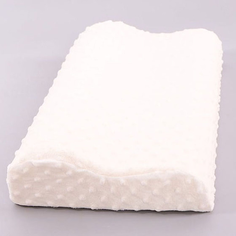 Gối non hỗ trợ đỡ gáy lúc nằm cho người cao tuổi