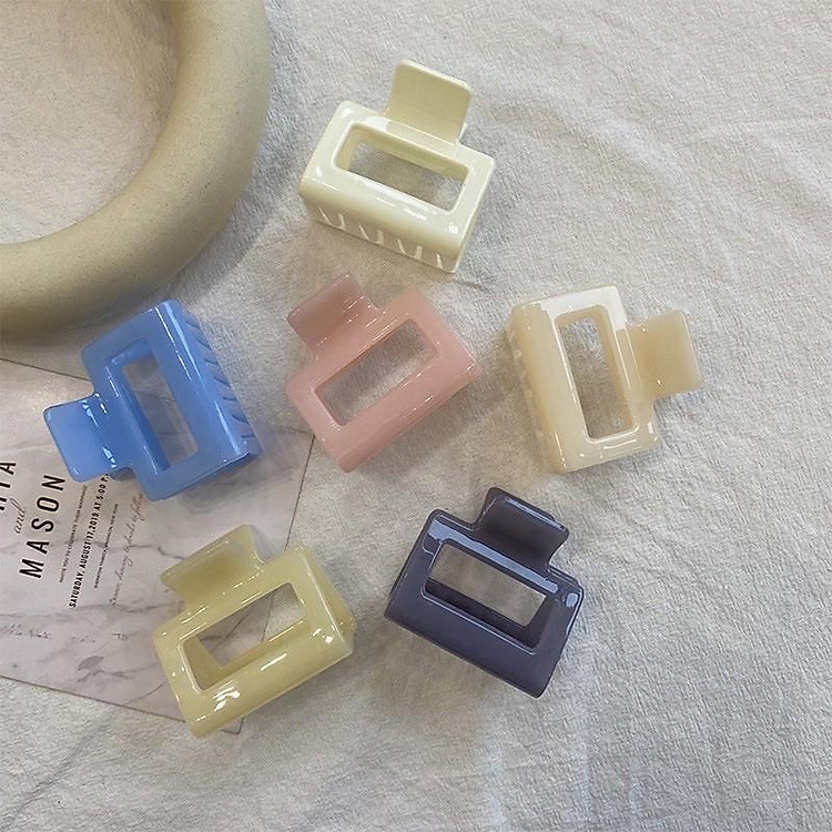 KẸP TÓC CÀNG CUA HÌNH VUÔNG NHỰA