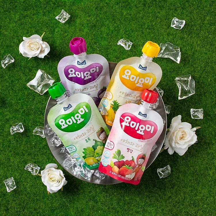 Combo 4 bịch nước ép trái cây hữu cơ 100ml nhập khẩu Hàn Quốc dành cho bé từ 12M (Lựa chọn 4 màu xanh, đỏ, tím, vàng)