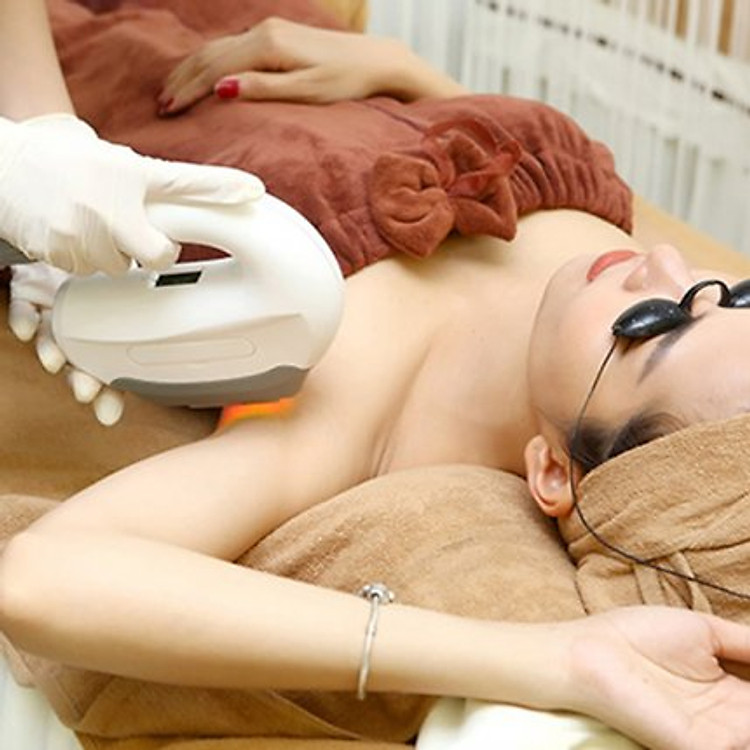Trọn gói 10 lần triệt lông nách vĩnh viễn công nghệ AFT SHR DORA tại Xinh Beauty & Spa