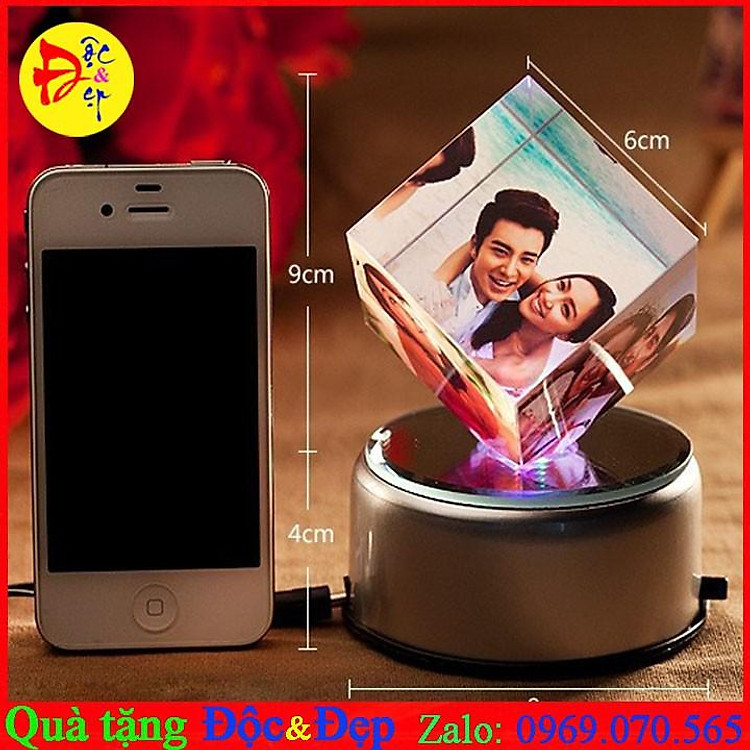 Pha lê lập phương đế đèn xoay tự động MP4