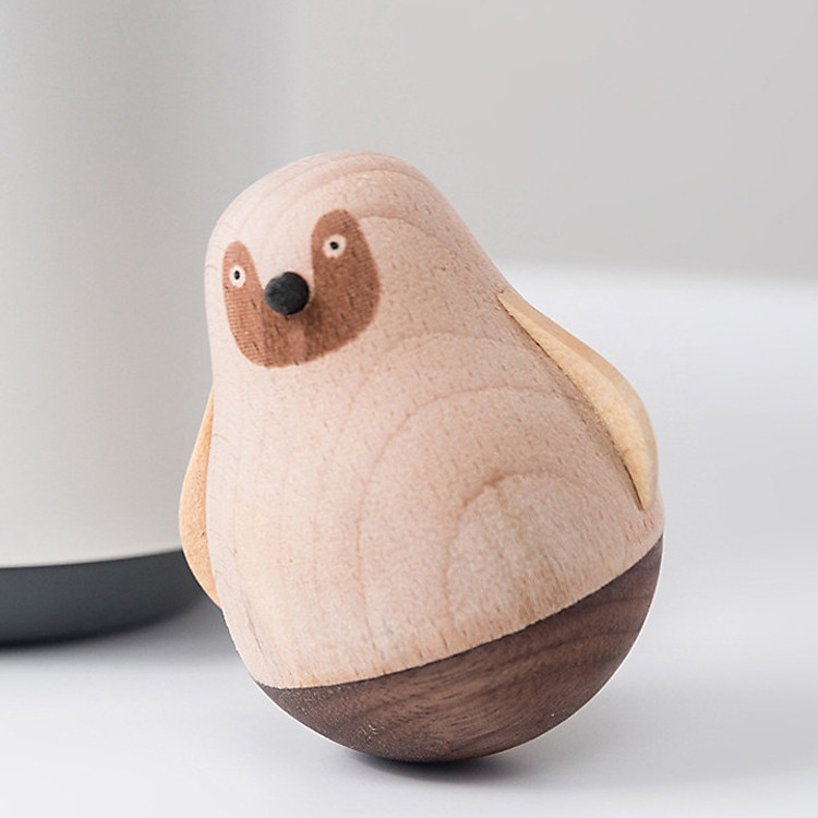 Lật đật gỗ dễ thương