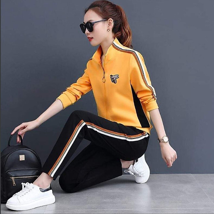Bộ đồ thể thao nữ thêu con ong TT243