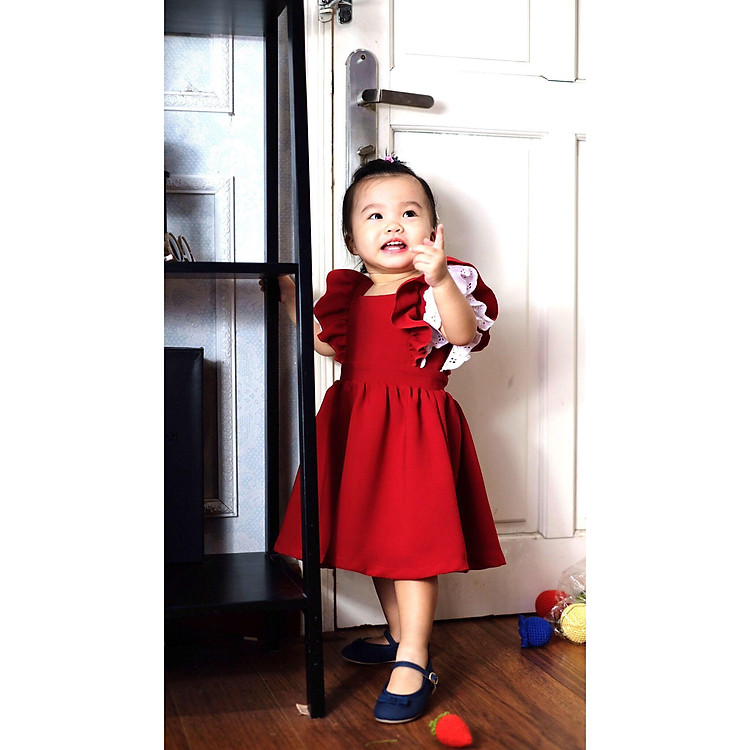 Đầm xòe công chúa dành cho bé