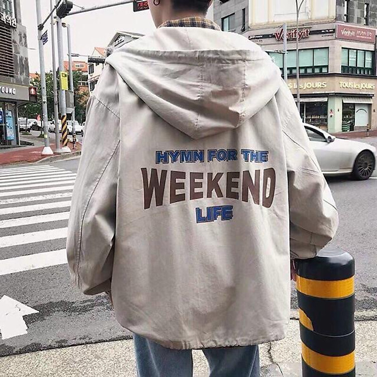 Áo khoác dù Weekend