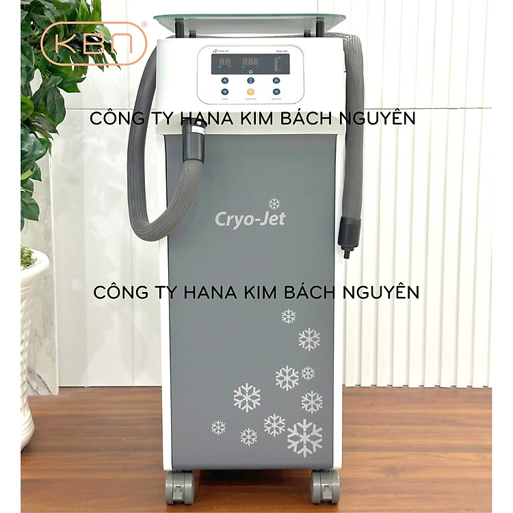 Máy thổi lạnh Cryo Jet Hàn Quốc giúp giảm đau trong thẩm mỹ.