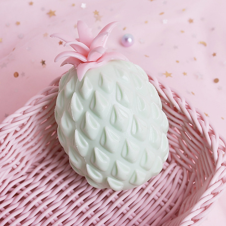 Đồ Chơi Mềm Dẻo Giảm Stress Hình Quả Dứa Dễ Thương - Màu Xanh Lá