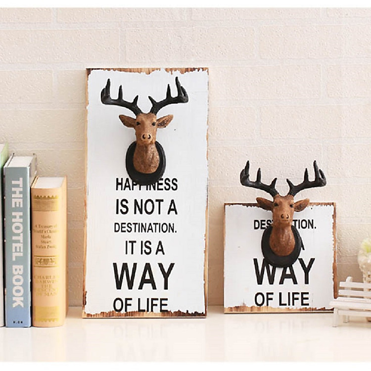 Bảng gỗ đầu hươu treo tường trang trí