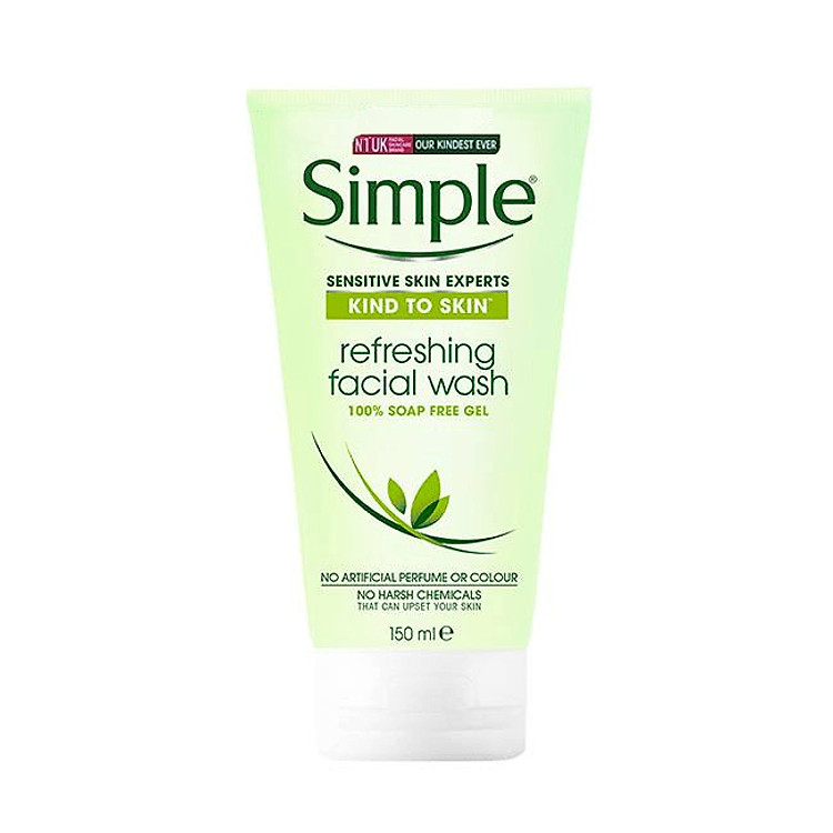 Gel Rửa Mặt Simple Refreshing Facial Wash Gel Dành Cho Da Nhạy Cảm 150ml