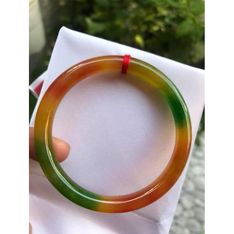 VÒNG MỚI ĐÁ CẨM THẠCH TỨ QUÝ NI 53 MÀU TƯƠI ĐỀU VÒNG BÓNG ĐẸP NỮ TẤT CẢ CÁC MỆNH ĐEO CÂN NẶNG TẦM 52KG ĐẾN 65KG