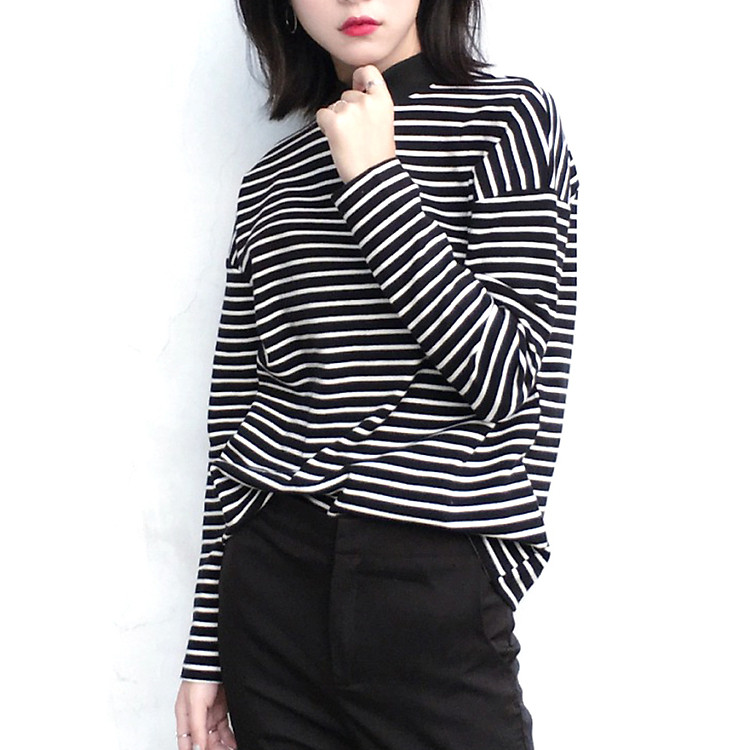 Áo thun nữ tay dài phối sọc ngang cá tính, phom rộng 0124