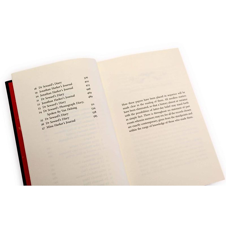 Dracula: Puffin Clothbound Classics - Ảnh 4