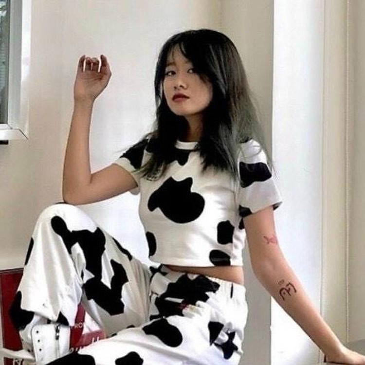 Áo Kiểu Croptop Bò Sữa Màu Trắng Hip Hop