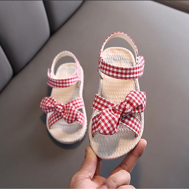 Giày sandal bé gái caro sọc