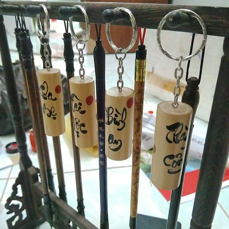 Quà tặng 20/10 cho bạn gái, người yêu ý nghĩa Móc khoá sáo trúc đẹp VIẾT THƯ PHÁP THEO YÊU CẦU