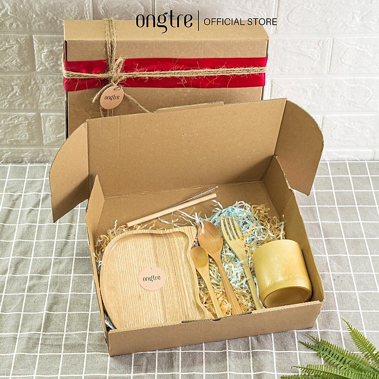 Set quà tặng sơ sinh ONGTRE (Khay hình mặt mèo)