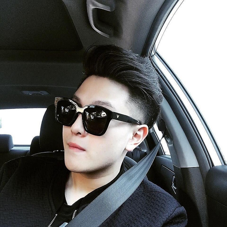 Kính Mát Nam Thời Trang Cao Cấp V Dáng Vuông , Tròng Kính Độc Đáo