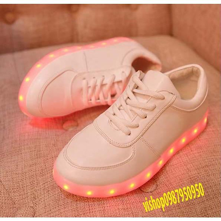Giày Phát Sáng Trắng Đèn Led 7 Màu- 8 CHẾ ĐỘ SÁNG